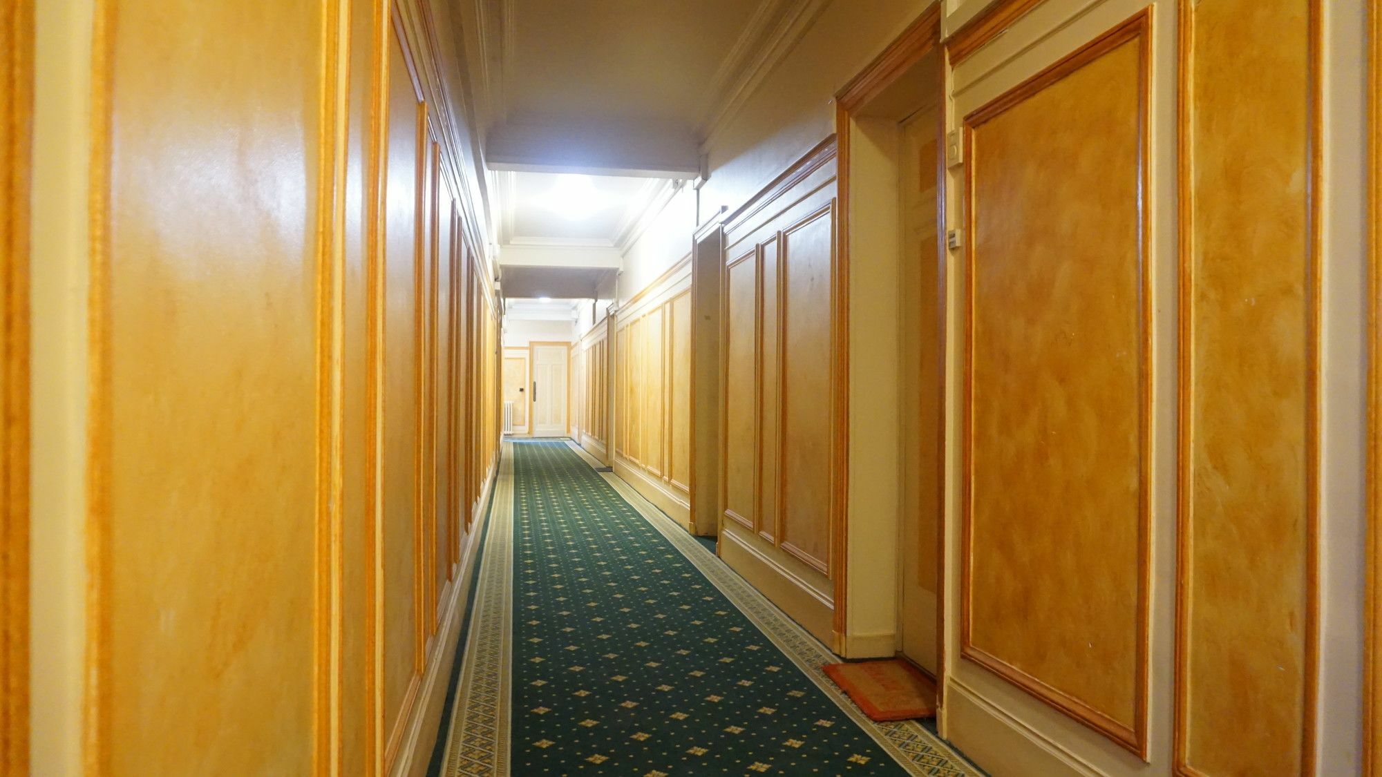 Apartment Champs Elysees 2 Pieces 8 Paris
